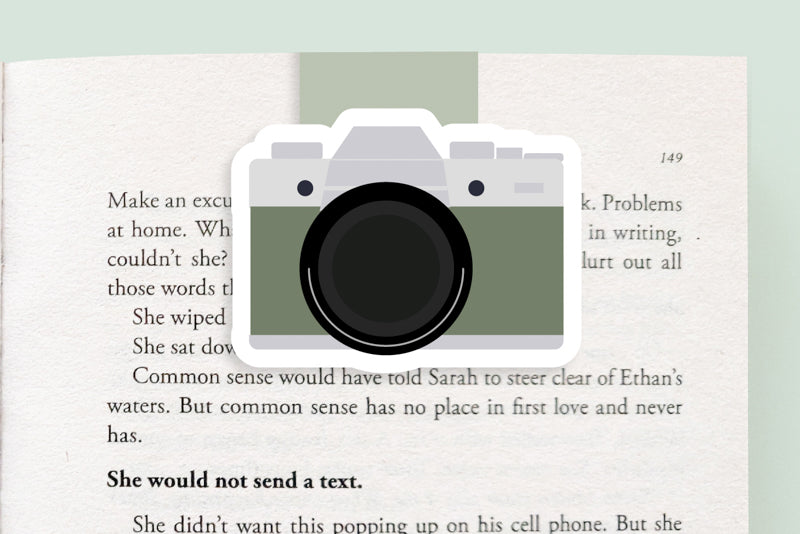 Camera Magnetic Bookmark (Jumbo)