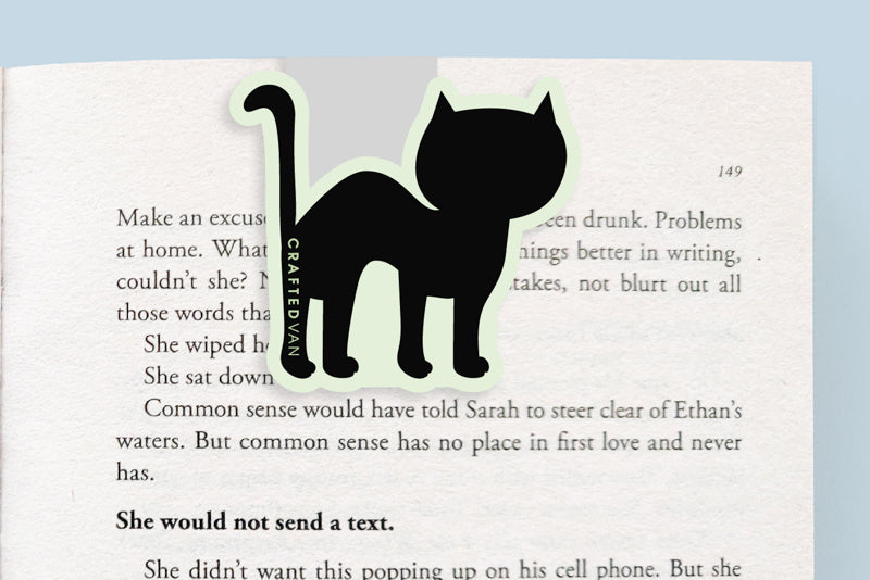 Black Cat Magnetic Bookmark (Jumbo)