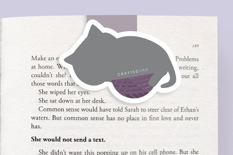 Cat with Knit Ball Magnetic Bookmark (Jumbo)